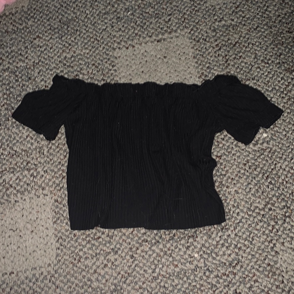 Black off the shoulder top, size XS.